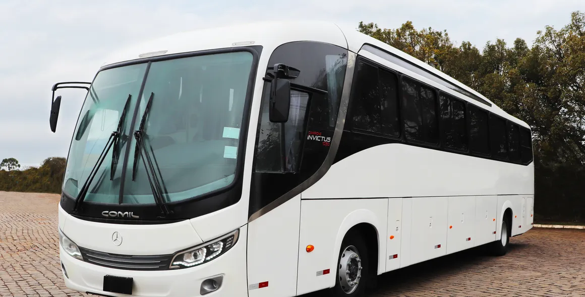 Mercedes-Benz exporta chassis de ônibus para Camarões