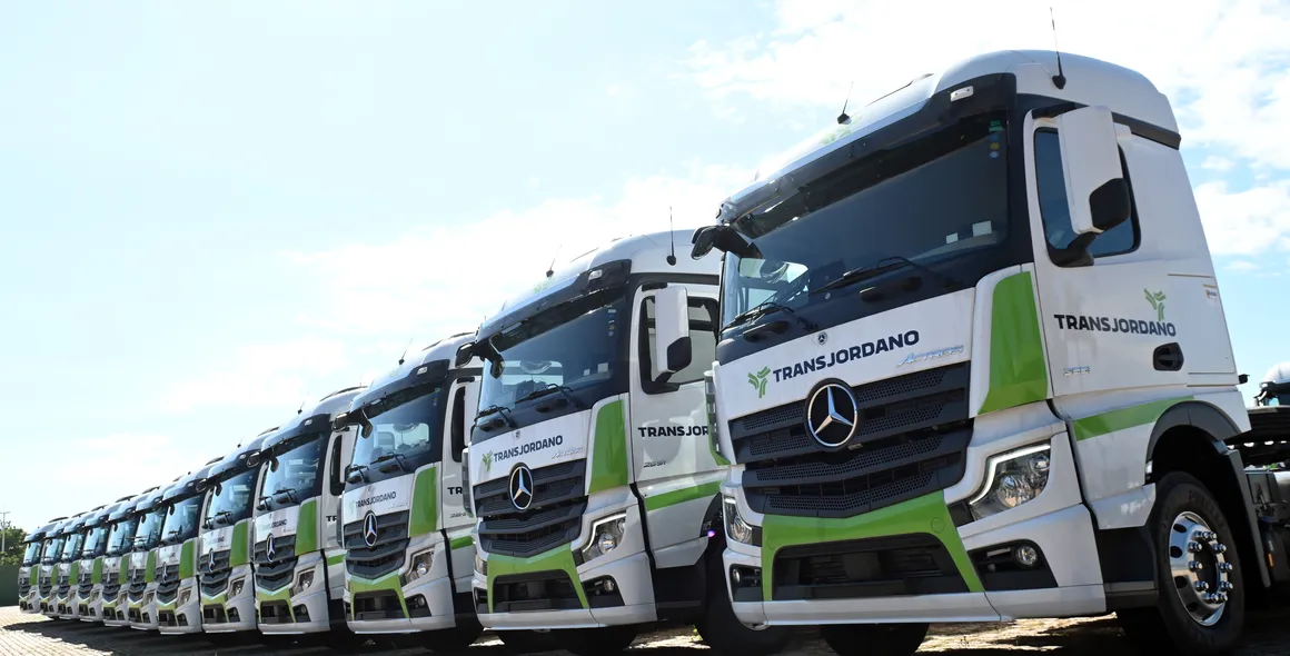 Mercedes-Benz vende 121 caminhões Actros 2651 para a TransJordano