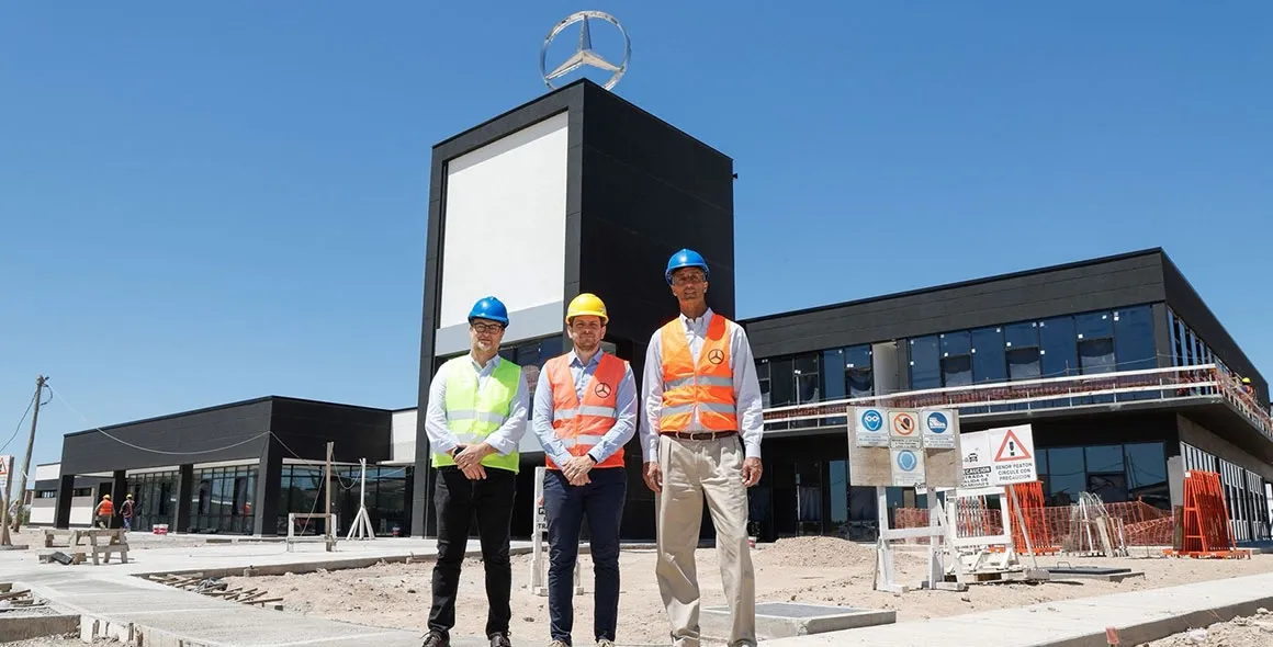 Mercedes-Benz Caminhões e Ônibus e Prefeitura de Zárate firmam parceria para promover desenvolvimento industrial e qualificação profissional