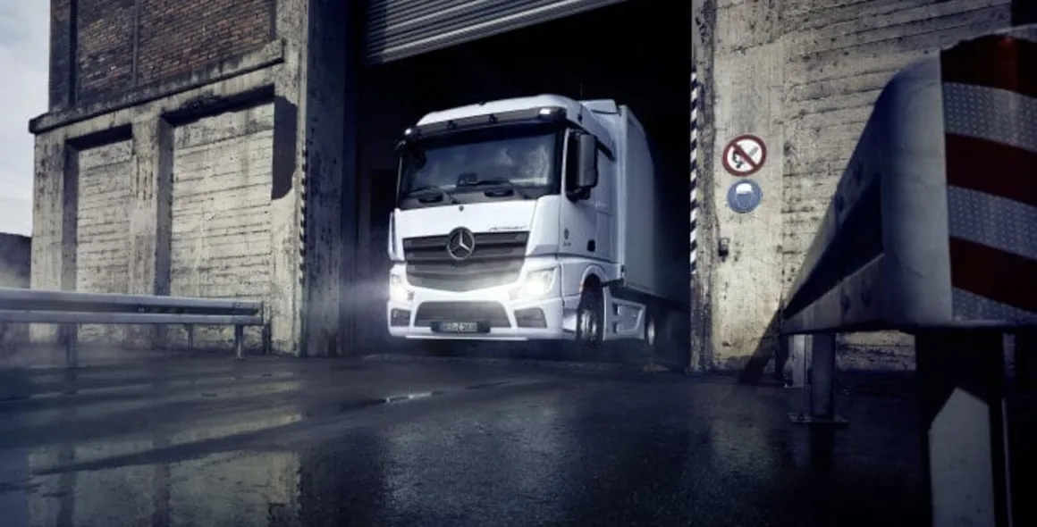 Novo Actros F com cabina desenvolvida no Brasil está disponível para encomendas e será vendido pela Mercedes-Benz Trucks na Europa