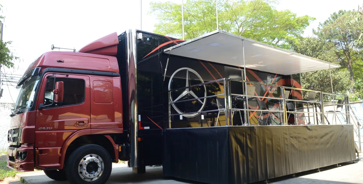 Caminhão Mercedes-Benz se transforma em Carreta Literária e apoia Desafio de Redação do Diário do Grande ABC