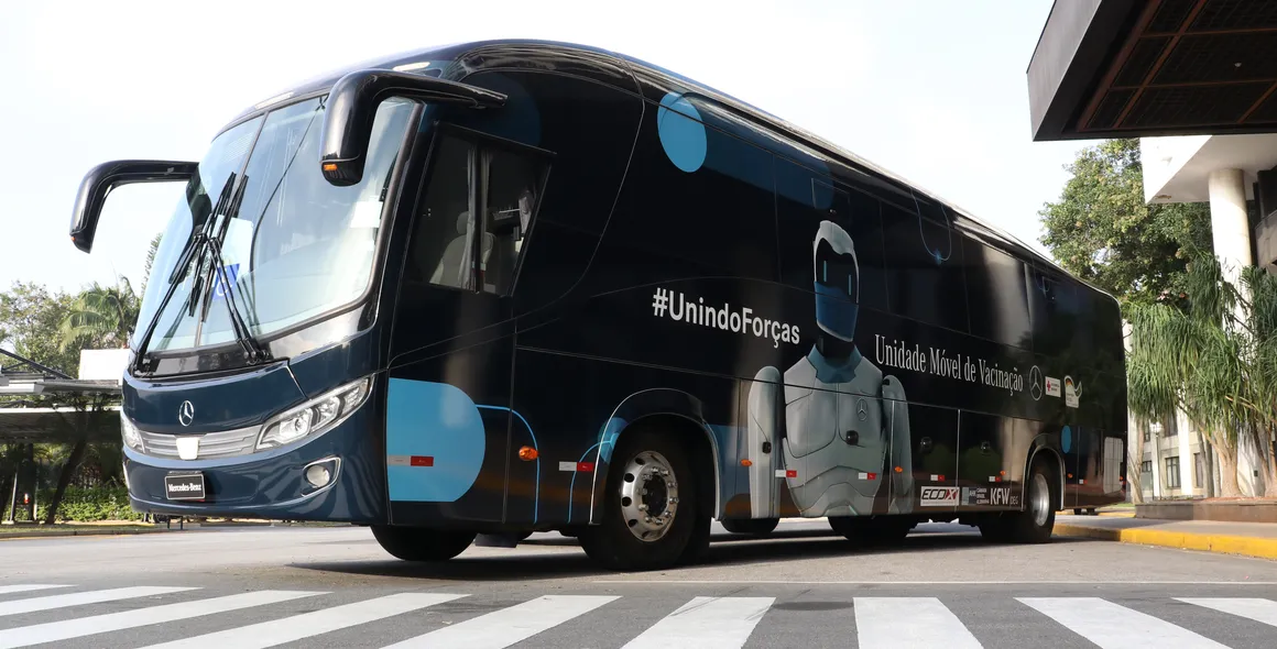 Mercedes-Benz e ONGs parceiras registram mais de 440.000 atendimentos médicos no 1º ano das Unidades Móveis de Saúde e de Vacinação