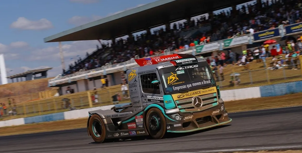 Com o Mercedes-Benz Actros, Wellington Cirino conquista a quarta vitória na Copa Truck 2022 