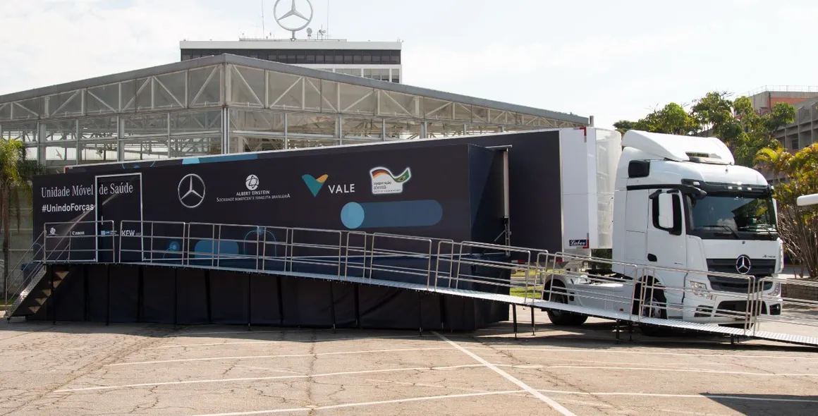 Mercedes-Benz e Einstein levam atendimento médico gratuito a motoristas em Rio Verde, no interior de Goiás