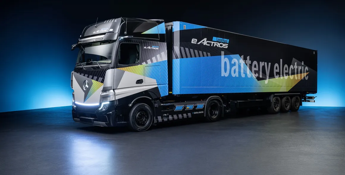 Caminhão eActros LongHaul da Mercedes-Benz vence Prêmio “2023 Truck Innovation Award” no IAA Transportation