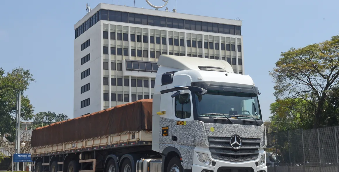 Mercedes-Benz reforça pilares ESG com tecnologia BlueTec 6, Linha de Produção de Motores 4.0 e Laboratório de Emissões