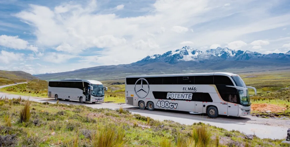 Novos ônibus rodoviários Mercedes-Benz O 500 economizam até 10% de combustível nas elevadas altitudes dos Andes