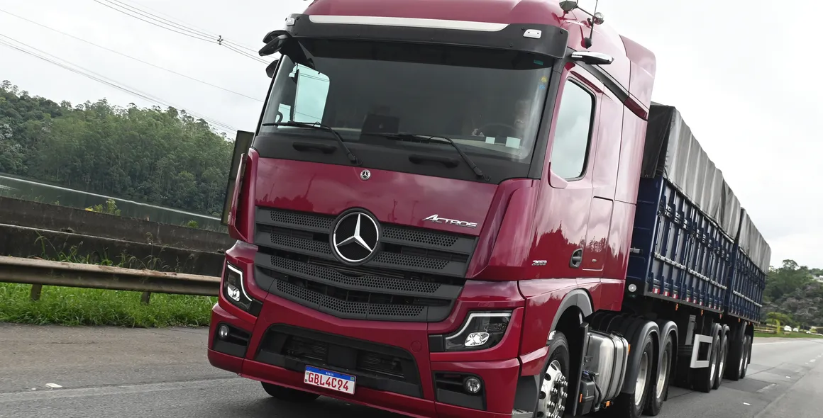 Com Linha Actros 2024, Mercedes-Benz entrega soluções solicitadas pelos clientes para seus negócios de transporte