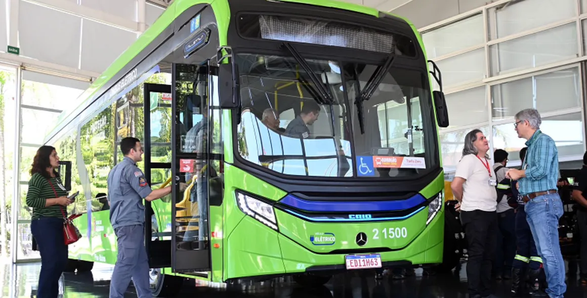 Mercedes-Benz realiza workshop de segurança de ônibus elétrico para entidades e empresas ligadas ao transporte coletivo de São Paulo