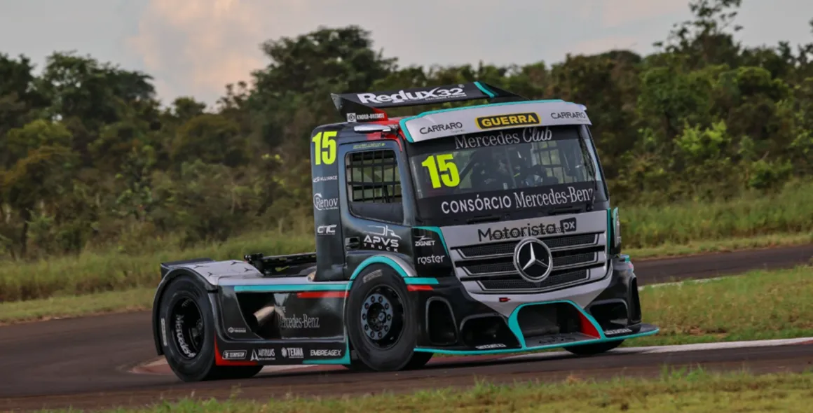 Mercedes-Benz Actros da equipe ASG é destaque pela força e excelente performance na etapa de Goiânia da Copa Truck 2024