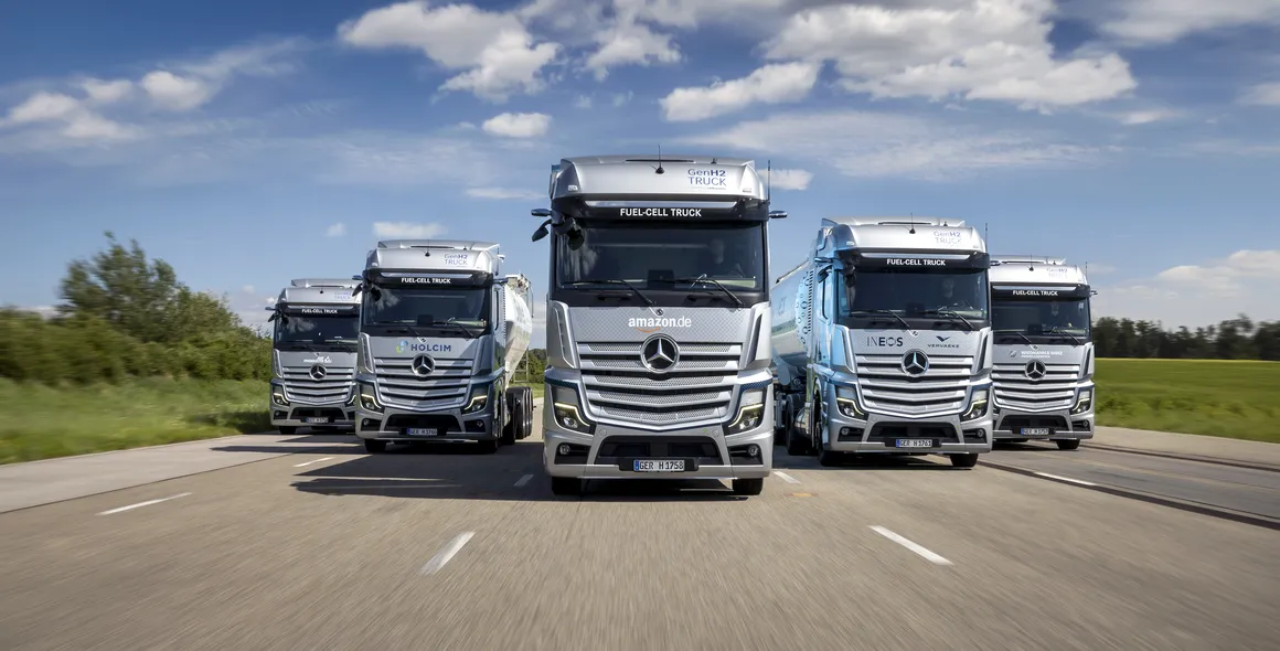 Daimler Truck inicia testes em clientes com caminhões Mercedes-Benz movidos a célula de combustível à base de hidrogênio