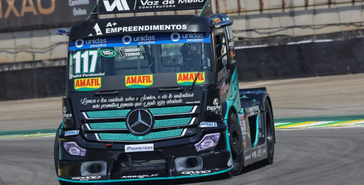 Força e alta performance do Actros Mercedes-Benz de competição são destaques na Copa Truck 2024 em Cascavel