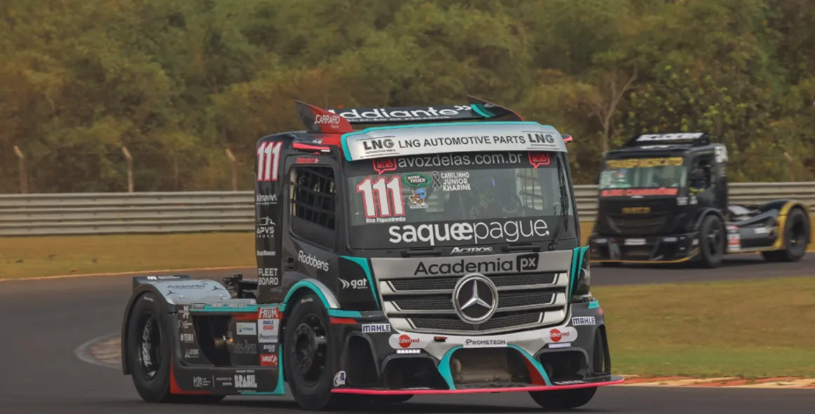 Bia Figueiredo leva o Actros Mercedes-Benz a nova vitória na Copa Truck 2024 em Cascavel