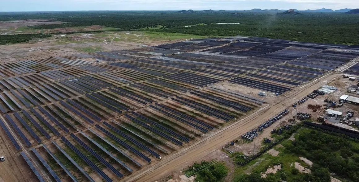 Mercedes-Benz do Brasil e Raízen Power anunciam parceria em projeto de geração de energia fotovoltaica