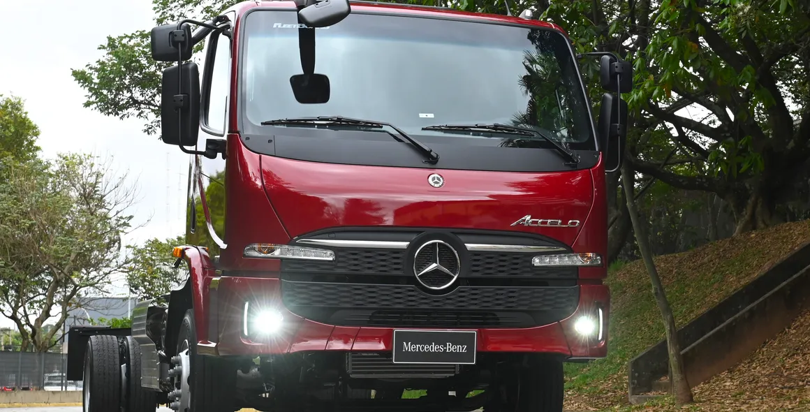Mercedes-Benz lança Linha Accelo com novo design e mais capacidade de carga, ingressando no segmento de caminhões médios com 11 toneladas de PBT