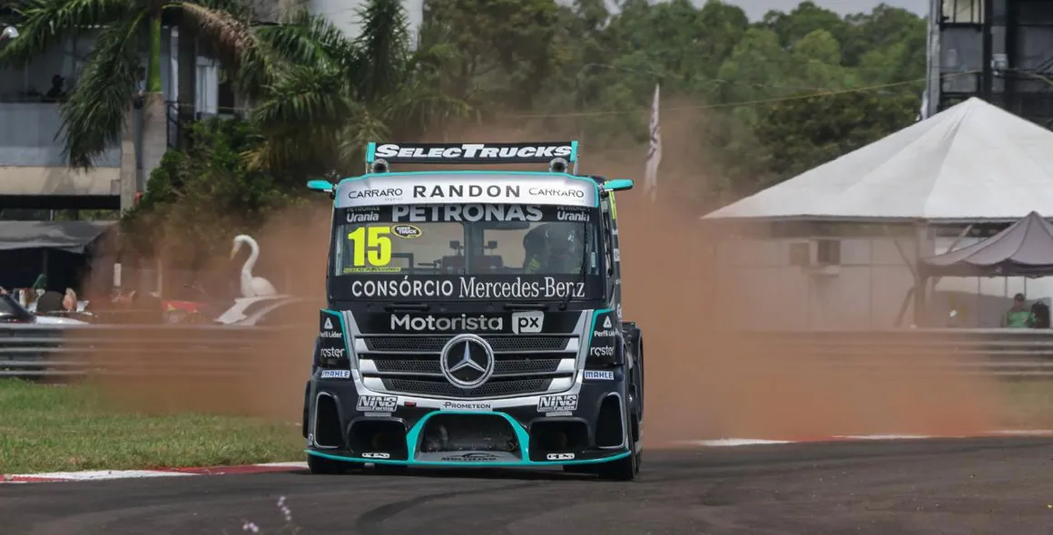 Força e competitividade dos caminhões Mercedes-Benz Actros são destaques na etapa de Londrina da Copa Truck 2025