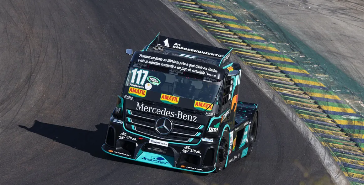 Com Mercedes-Benz Actros, ASG Motorsport conquista duas vitórias na Copa Truck em Interlagos