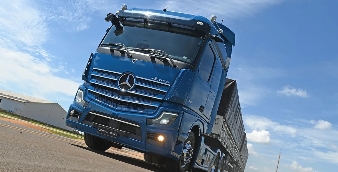 Pela 31ª vez, Mercedes-Benz é a marca de caminhão mais lembrada pelos gaúchos