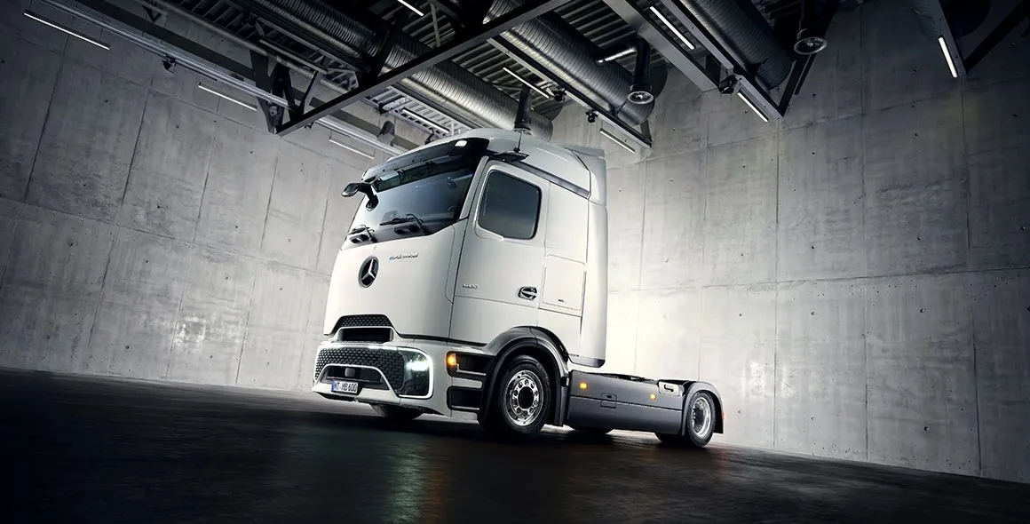 Mercedes-Benz Trucks amplia portfólio de caminhões elétricos com nova versão eActros Lowliner