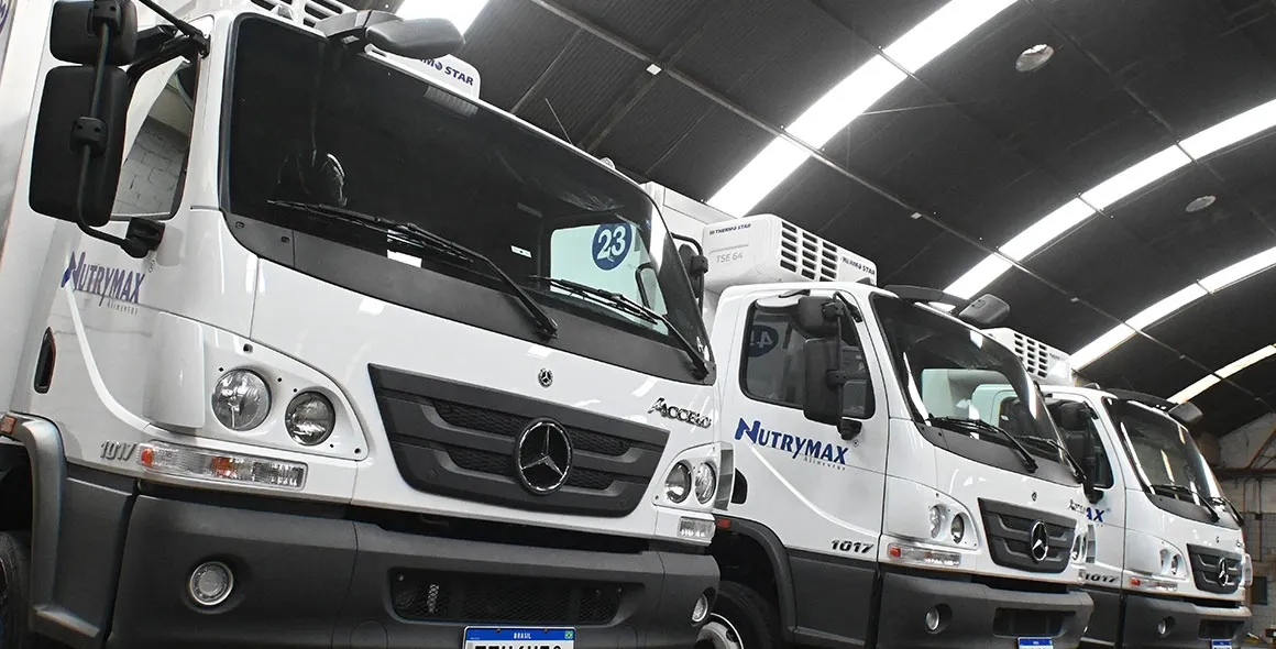 Nutrymax adquire 100 caminhões Mercedes-Benz para distribuição de produtos alimentícios