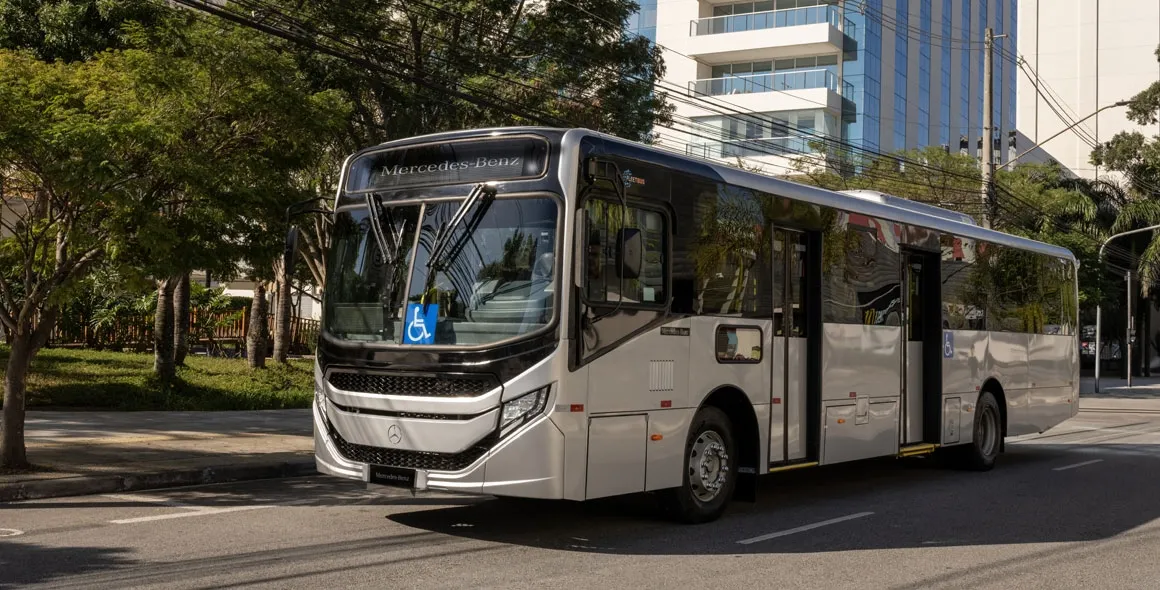 Mercedes-Benz triplica as vendas de ônibus urbanos para Curitiba