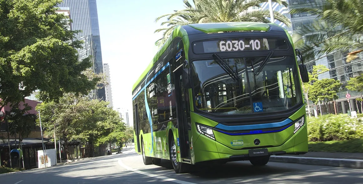 Mercedes-Benz do Brasil supera o marco de 400 ônibus elétricos eO500 U vendidos no País