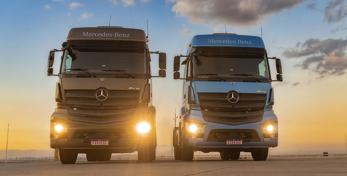 Caminhão extrapesado Novo Axor é destaque da Mercedes-Benz no Congresso SAE Brasil 2025