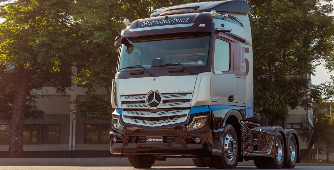 Mercedes-Benz lança Actros Evolution Série Especial 15 anos